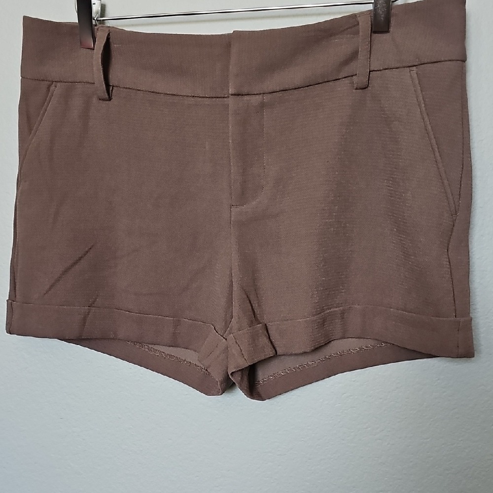 Kenneth Cole High Waist Taupe Dark Roast Brown Dressy Twill Shorts Size 12 - Picture 2 of 10